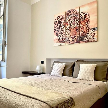 Charming Como - Apartment Downtown In The Pedestrian Area With 2 Double Bedrooms And 2 Complete Bathrooms A Spacious Living Room And Full Equipped Kitchen Dış mekan fotoğraf