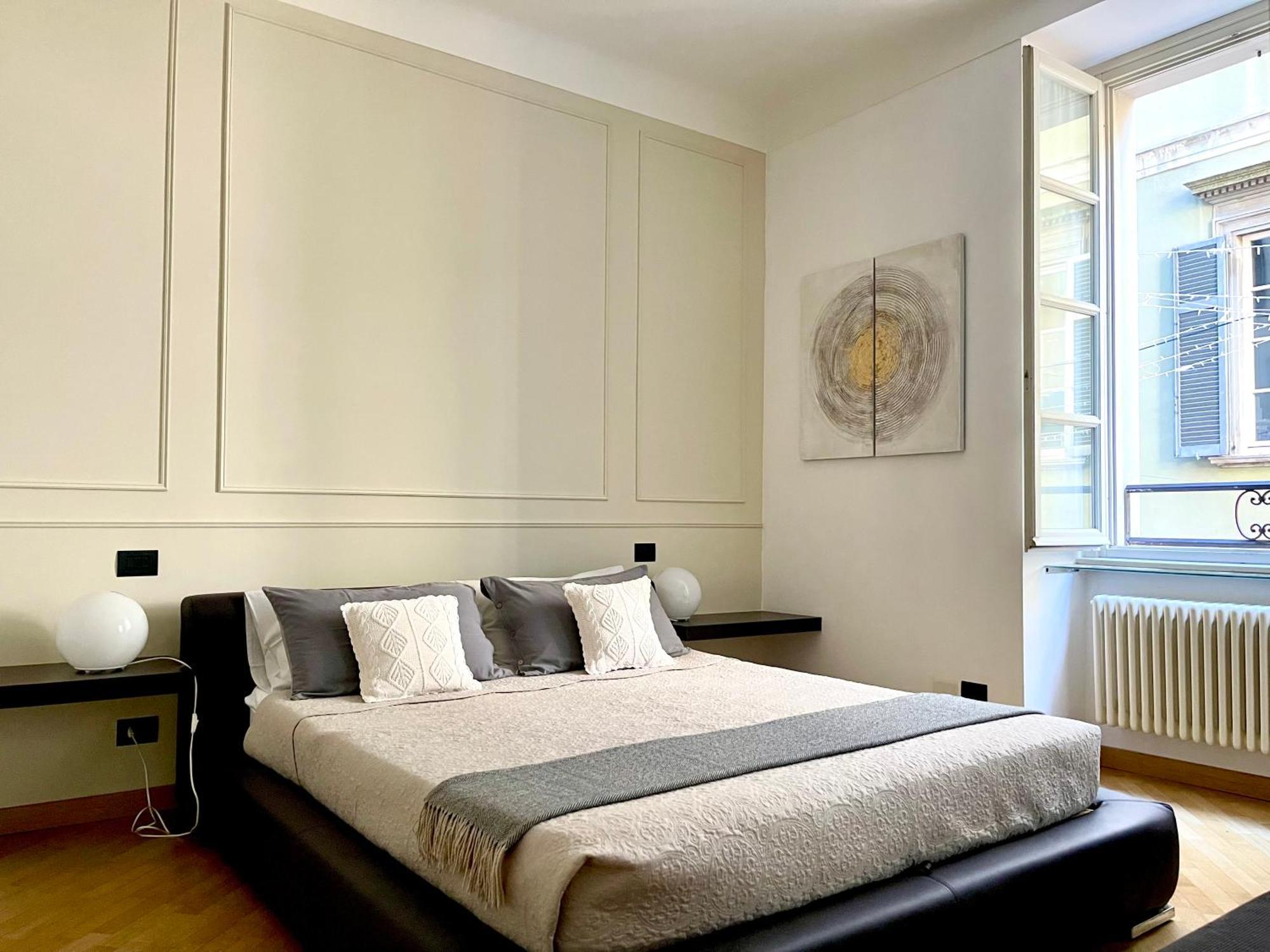 Charming Como - Apartment Downtown In The Pedestrian Area With 2 Double Bedrooms And 2 Complete Bathrooms A Spacious Living Room And Full Equipped Kitchen Dış mekan fotoğraf