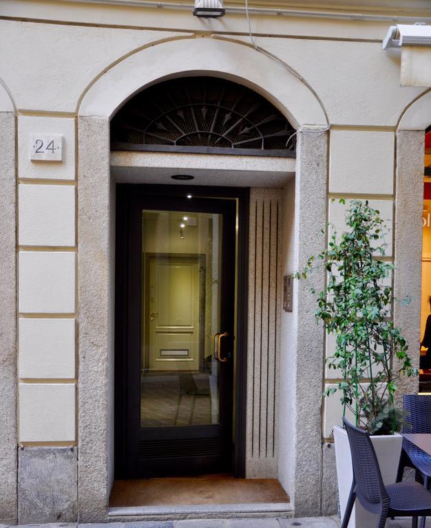 Charming Como - Apartment Downtown In The Pedestrian Area With 2 Double Bedrooms And 2 Complete Bathrooms A Spacious Living Room And Full Equipped Kitchen Dış mekan fotoğraf